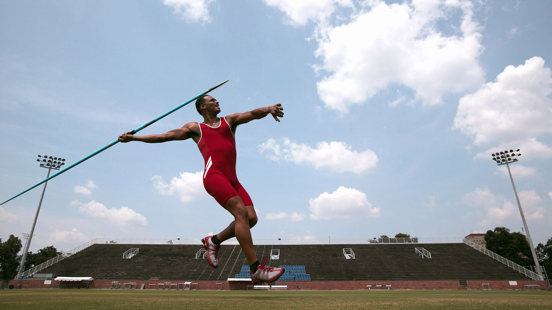 火力全开!厄瓜多尔压制丹麦,罗德里戈持续杀伤改写比赛格局