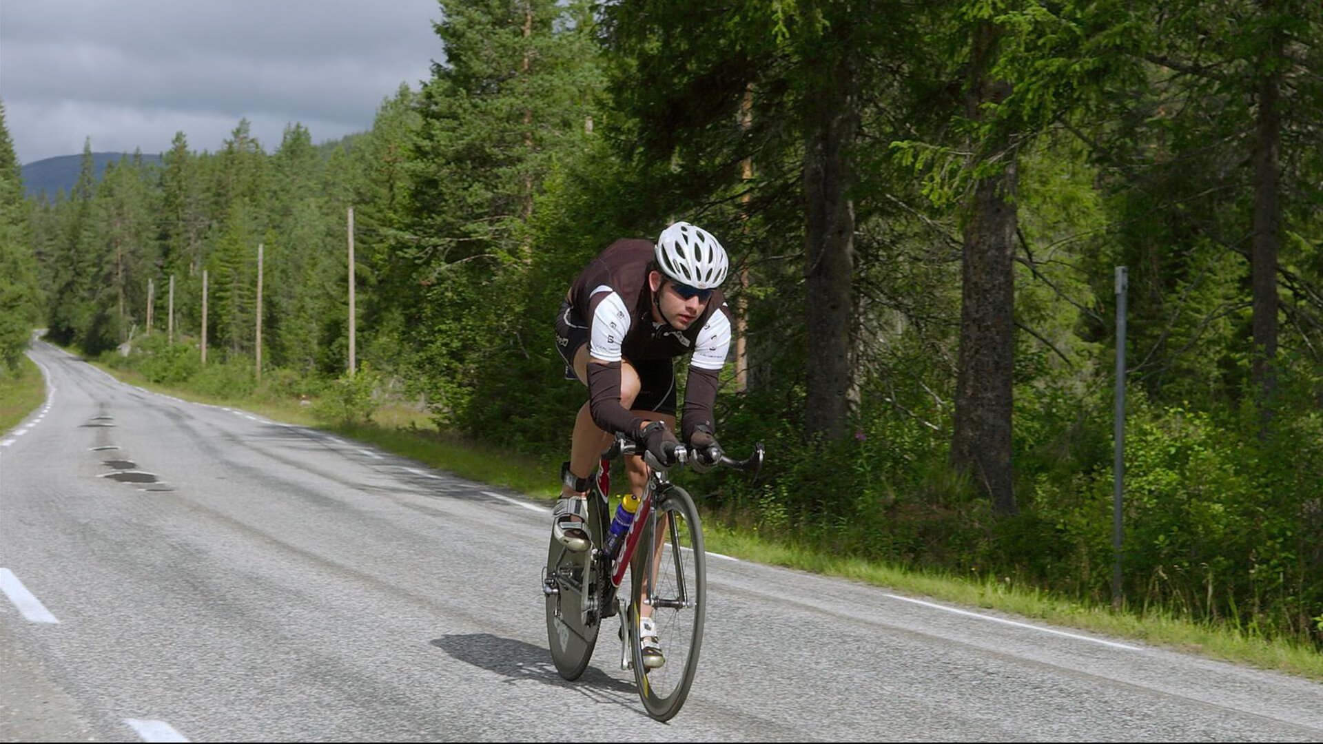 梅西，舞台越大越强—从里昂到威尔士的传奇足迹