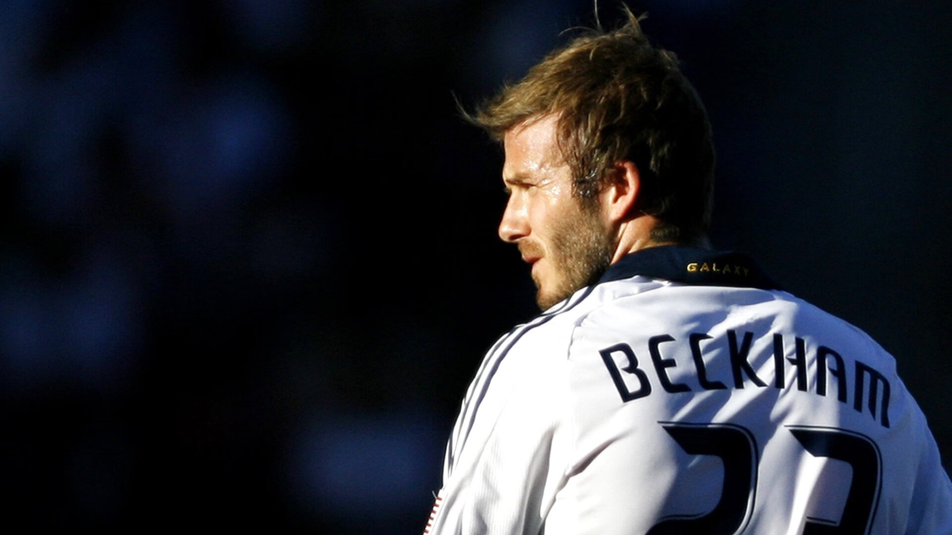 绿茵双城记，曼城鏖战马德里，卡塞米罗在德甲战场完成中场王权交接